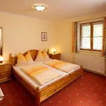Haus Martina 아파트 라드스타드트